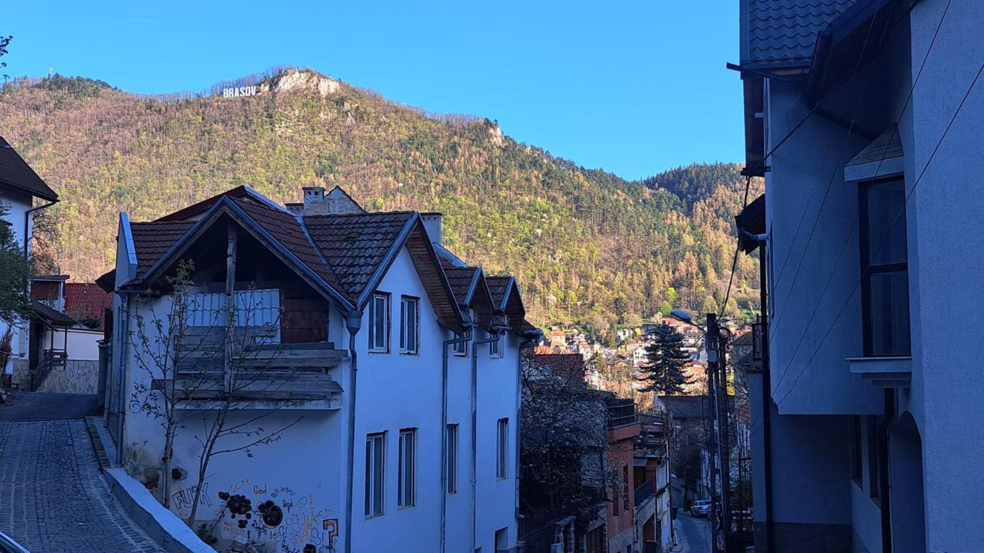 Cosy Studio In The Heart Of Brașov Exterior foto